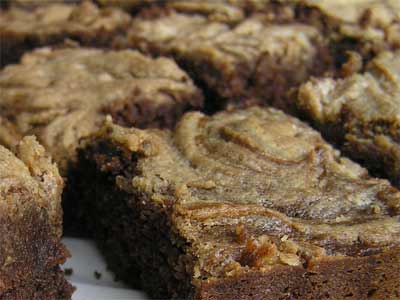 choclate pb brownie2 Brownie Companions: Chocolate Peanut Butter Brownies