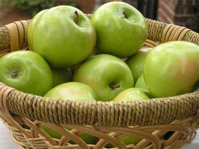 basket of apples