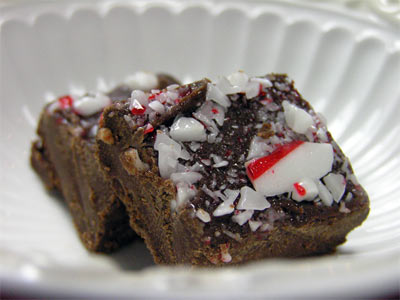 peppermintfudge2 5 minute Peppermint Fudge 